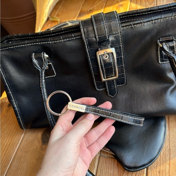 Y2K Black Shoulderbag - Picture 9 of 12